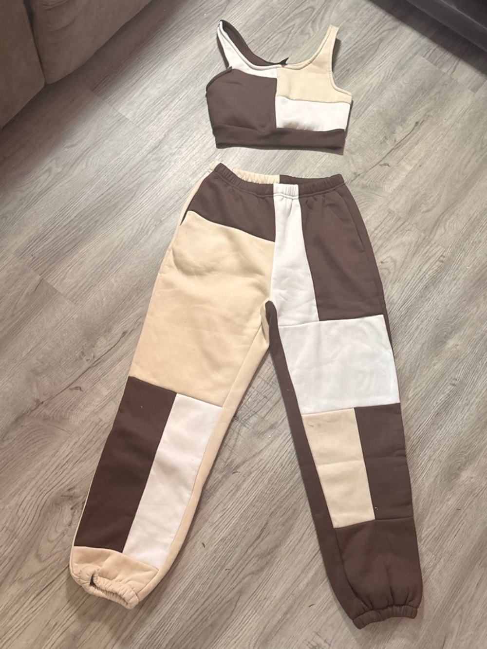 SHEIN Colorblock Crop Tank & Joggers Set - Cream & Brown